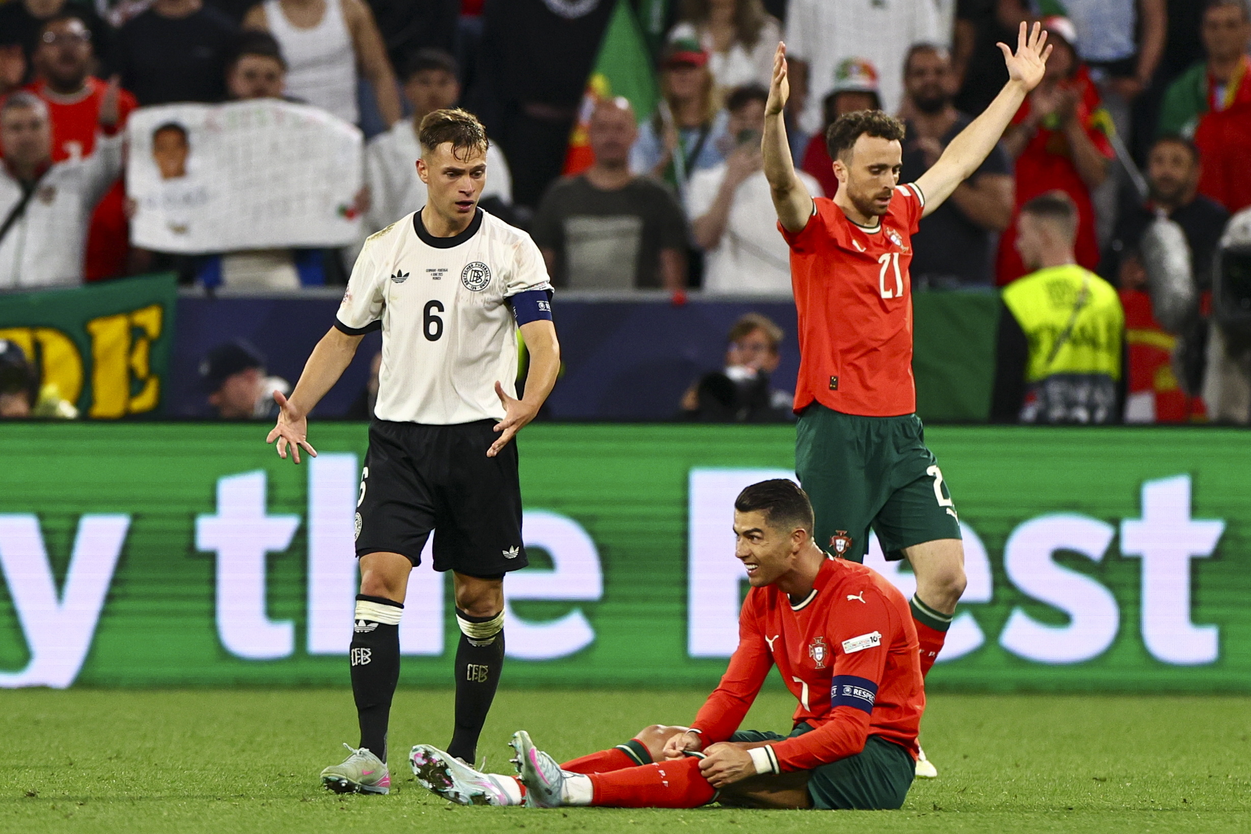 欧国联赛结束后球员表现引发争议