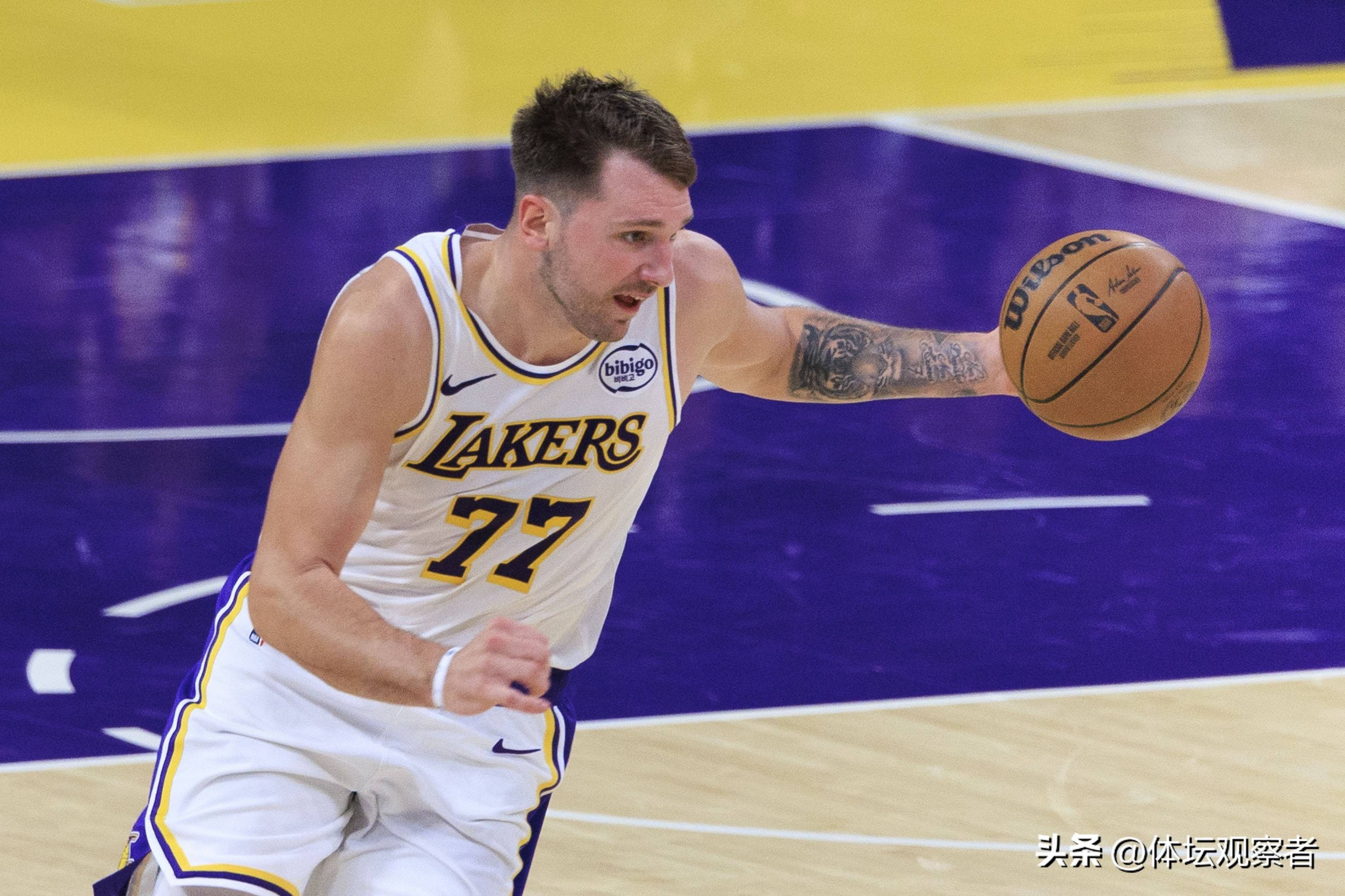 湖人新援完胜开拓者，帮球队止住连败的简单介绍